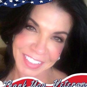 Meet your Posher, Christie